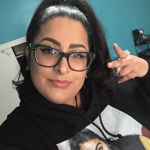 Meet your Posher, Samantha - Picture 1 of 1